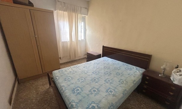 Herverkoop - Finca Landelijk pand -
Crevillente