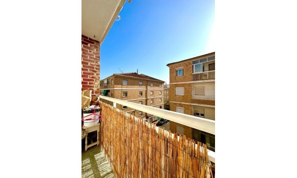 Resale - Wohnung Appartement -
Torrevieja - Estacion de autobuses