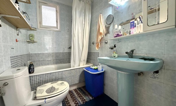 Resale - Wohnung Appartement -
Torrevieja - Estacion de autobuses
