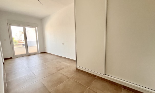 Videresalg - Byhus -
Pilar de la Horadada