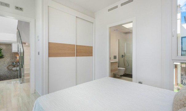 New Build - Villa -
Los Montesinos - La Herada