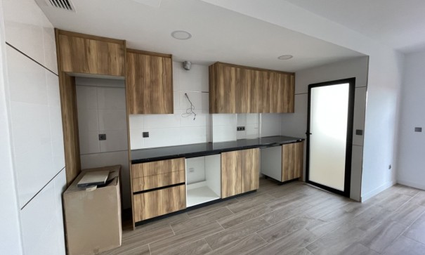 Herverkoop - Apartement Flat -
Algorfa