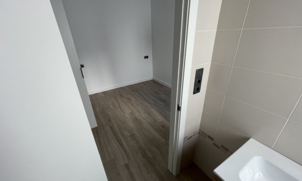 Herverkoop - Apartement Flat -
Algorfa