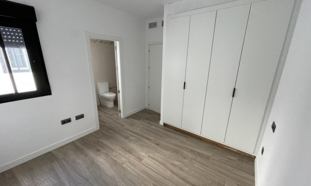 Herverkoop - Apartement Flat -
Algorfa