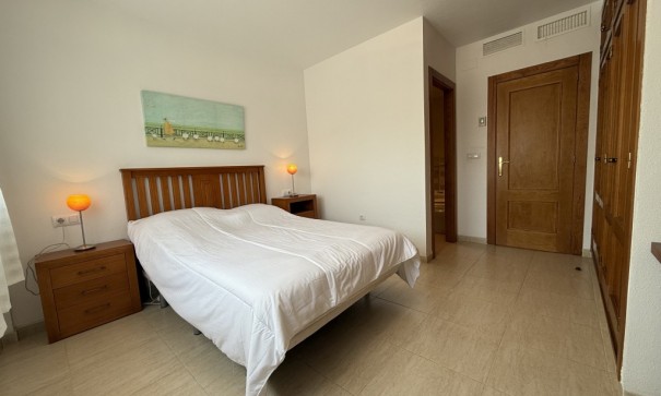 Revente - Appartement -
La Puebla