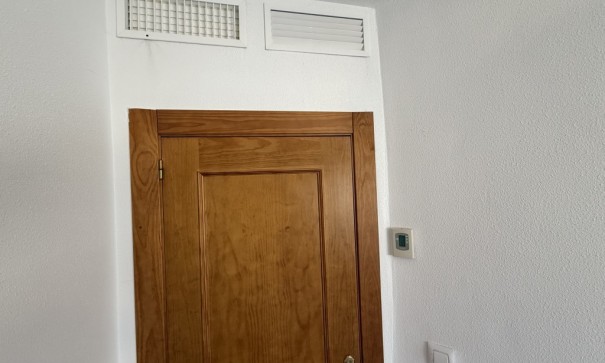 Revente - Appartement -
La Puebla