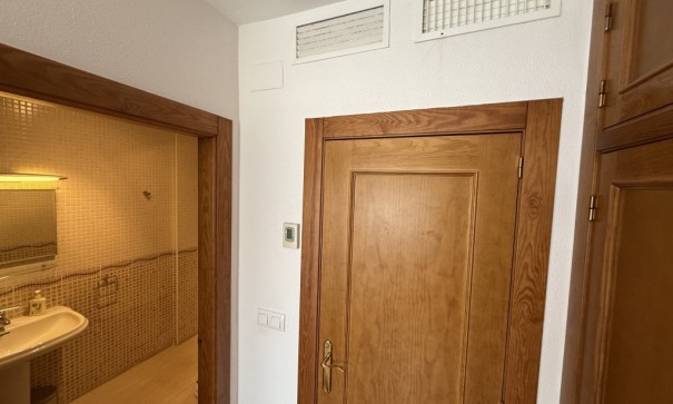 Revente - Appartement -
La Puebla