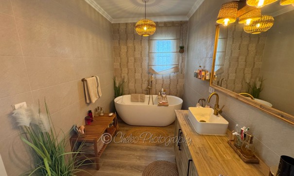 Resale - Freistehende Villa -
Rojales