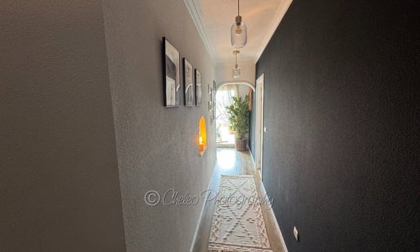 Resale - Freistehende Villa -
Rojales