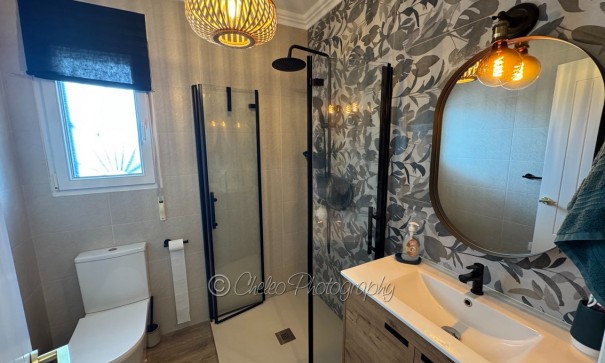 Resale - Freistehende Villa -
Rojales