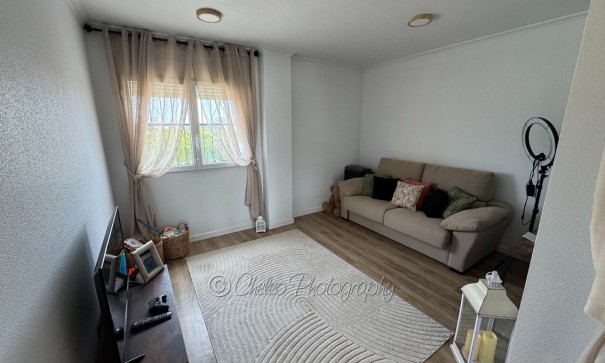 Resale - Freistehende Villa -
Rojales