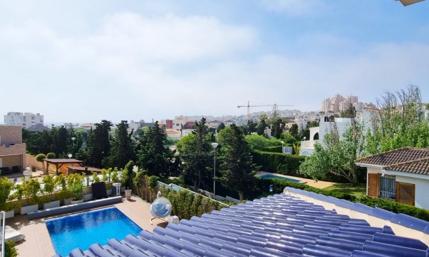 Sale - Detached Villa -
Torrevieja - La Mata