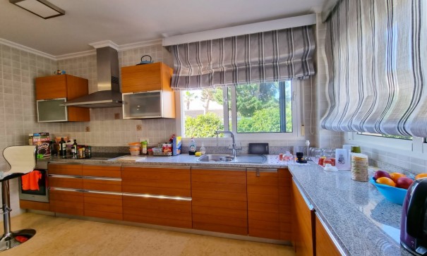 Sale - Detached Villa -
Torrevieja - La Mata