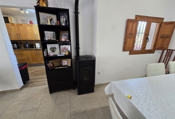 Herverkoop - Vrijstaande Villa -
SAX