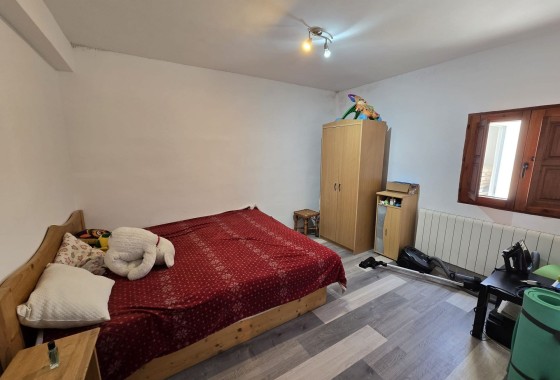 Herverkoop - Vrijstaande Villa -
SAX