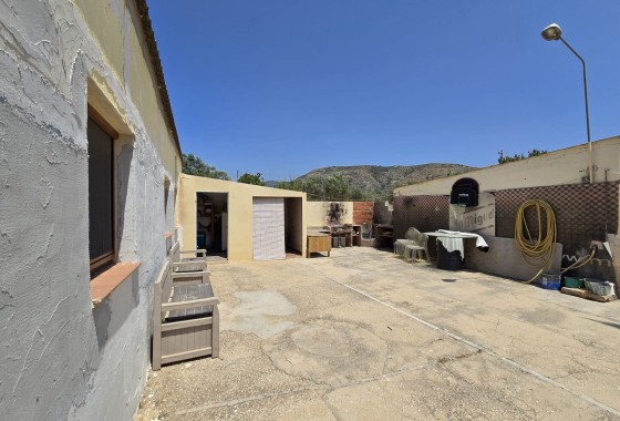 Herverkoop - Vrijstaande Villa -
SAX