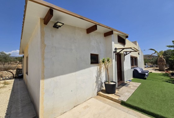 Herverkoop - Vrijstaande Villa -
SAX