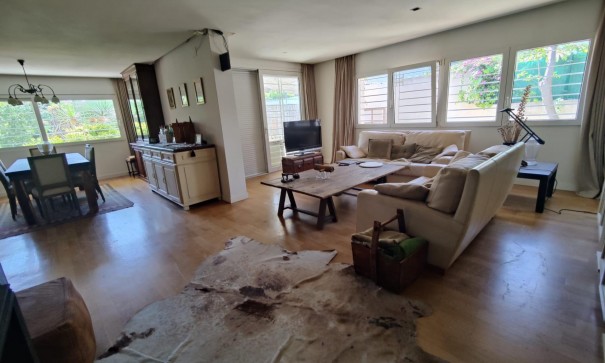 Herverkoop - Finca Landelijk pand -
San Juan de Alicante - SAN JUAN