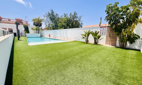 Resale - Wohnung Appartement -
Pilar de la Horadada