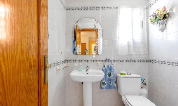 Återförsäljning - Lägenhet lägenhet -
Torrevieja - Cañada del Molino