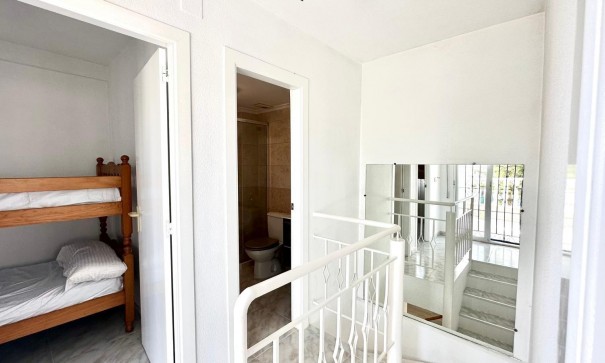 Sale - Town house -
Torrevieja - Carrefour