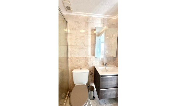 Sale - Town house -
Torrevieja - Carrefour