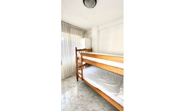 Sale - Town house -
Torrevieja - Carrefour