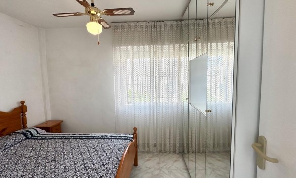 Sale - Town house -
Torrevieja - Carrefour