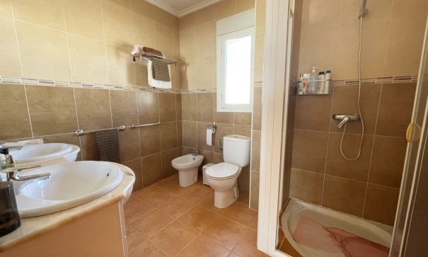 Videresalg - Fritliggende villa -
Ciudad Quesada - Rojales - Upper Golf