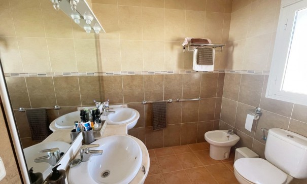 Videresalg - Fritliggende villa -
Ciudad Quesada - Rojales - Upper Golf