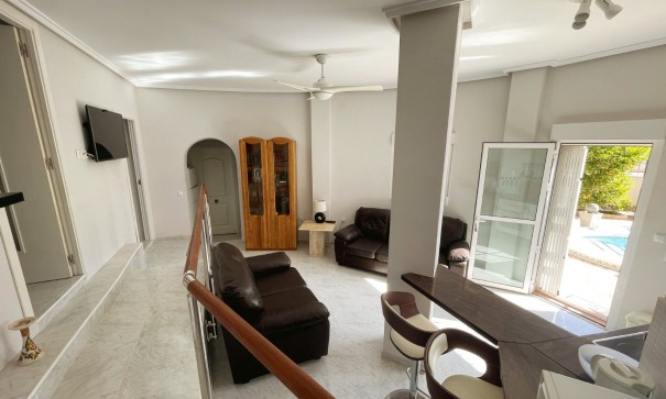 Videresalg - Fritliggende villa -
Ciudad Quesada - Rojales - Upper Golf