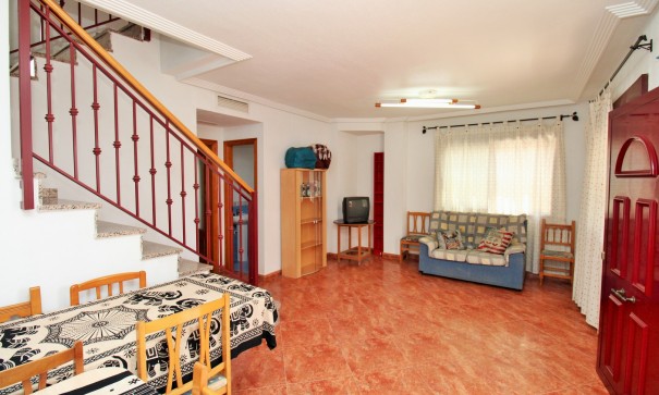 Sale - Town house -
Los Desamparados