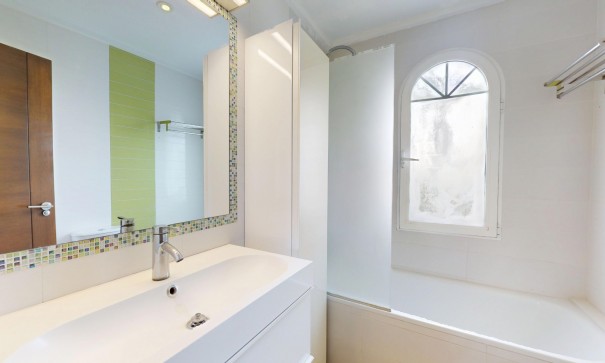 Sale - Detached Villa -
Orihuela Costa - La Zenia