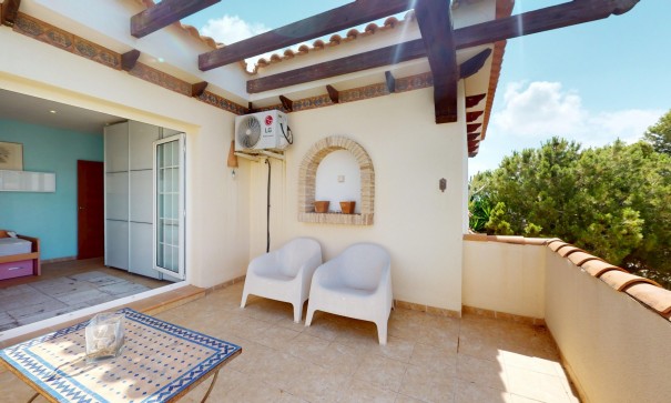 Sale - Detached Villa -
Orihuela Costa - La Zenia