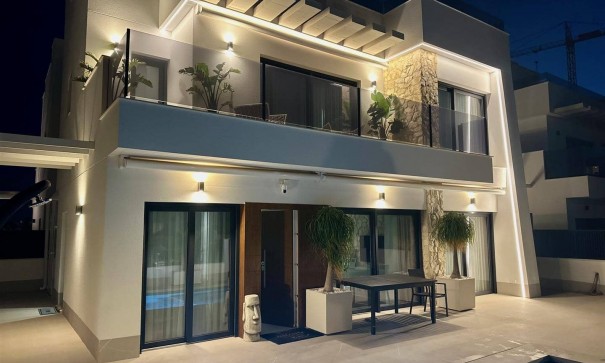 Sprzedaż - Willa wolnostojąca -
Santa Rosalia