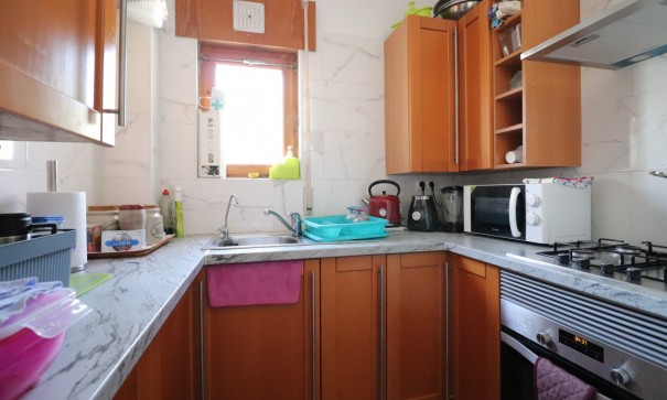 Sale - Town house -
Torrevieja - Torretas