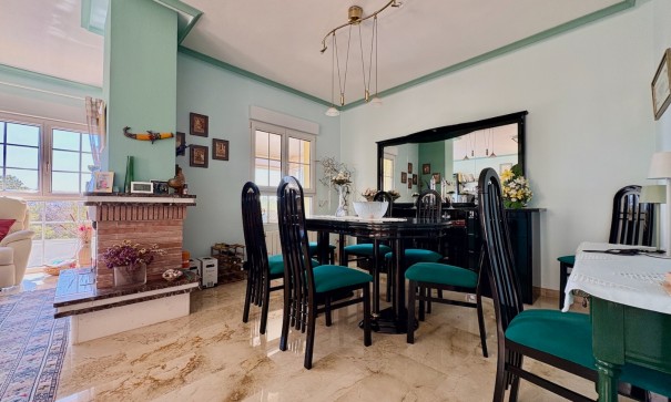 Sale - Town house -
Orihuela - Villamartin