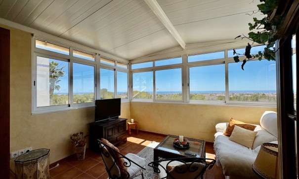 Sale - Town house -
Orihuela - Villamartin