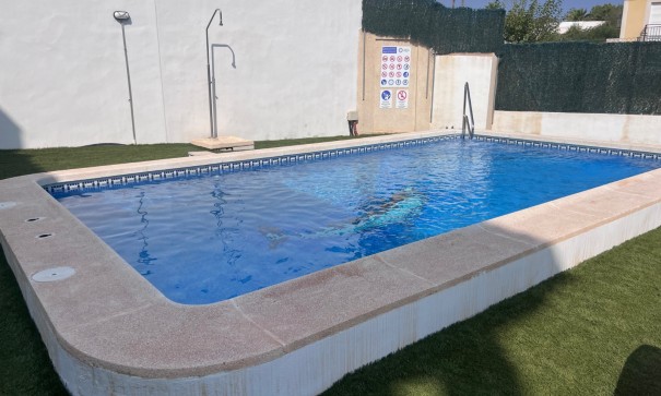 Videresalg - Fritliggende villa -
Pinar de Campoverde