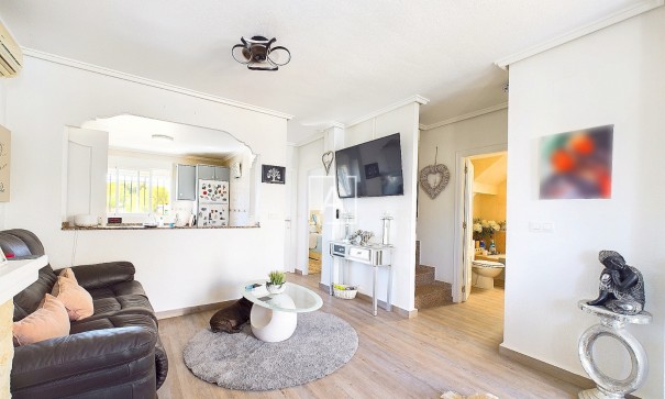 Videresalg - Fritliggende villa -
Pinar de Campoverde