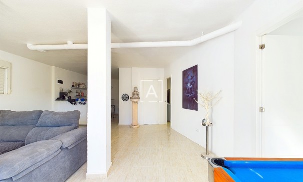 Videresalg - Fritliggende villa -
Pinar de Campoverde