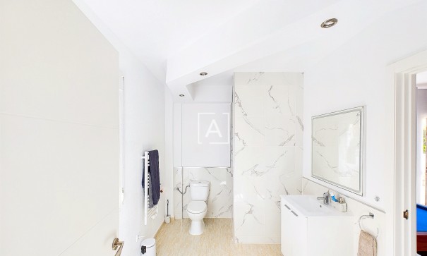 Videresalg - Fritliggende villa -
Pinar de Campoverde