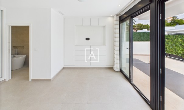 Venta - Chalet Independiente -
Pinar de Campoverde