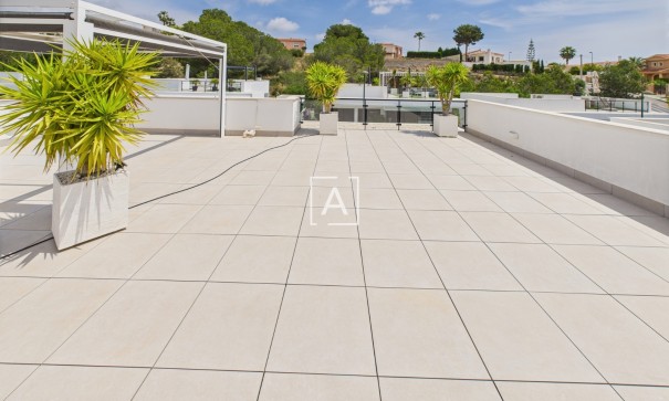 Venta - Chalet Independiente -
Pinar de Campoverde