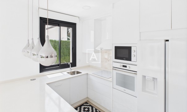 Venta - Chalet Independiente -
Pinar de Campoverde