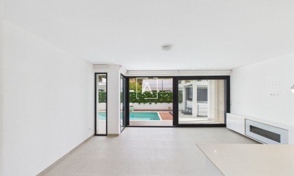 Venta - Chalet Independiente -
Pinar de Campoverde