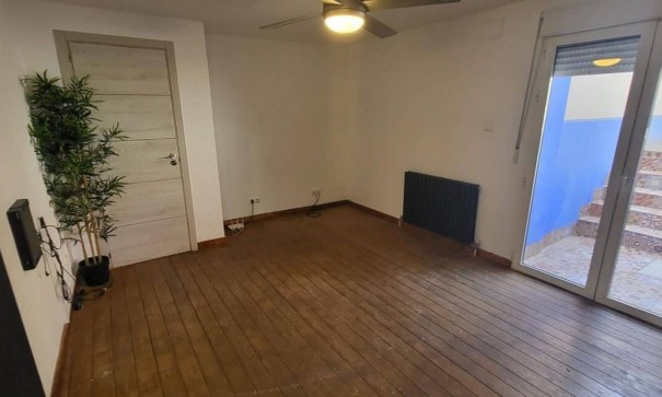 Återförsäljning - Finca lantlig egendom -
Raspay-Murcia