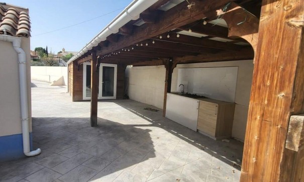 Återförsäljning - Finca lantlig egendom -
Raspay-Murcia