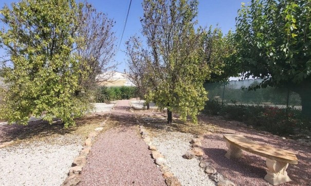 Återförsäljning - Finca lantlig egendom -
Raspay-Murcia