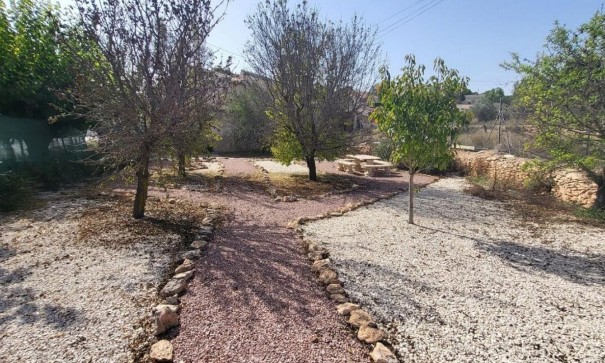 Återförsäljning - Finca lantlig egendom -
Raspay-Murcia